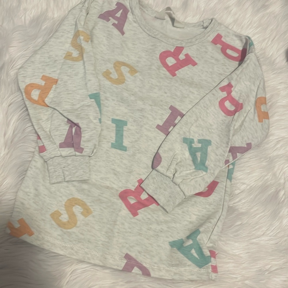 H&m girls sweatshirt - size 6-7
